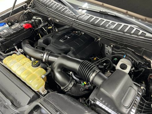 Used 2020 Lincoln Navigator Reserve w/ Luxury Package image 32