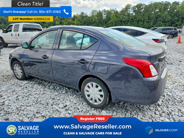 Used 2015 Nissan Versa S FWD image 3