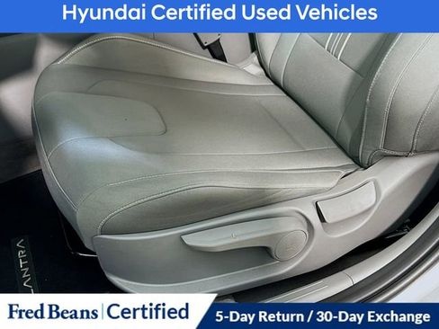 Certified 2025 Hyundai Elantra Sport FWD image 9