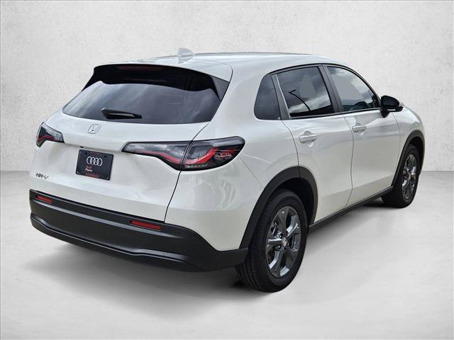 Used 2026 Honda HR-V LX image 5