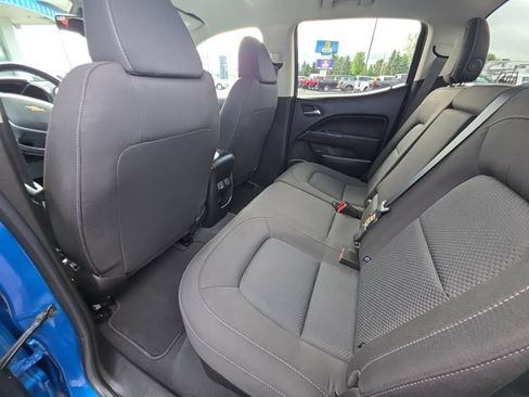 Used 2022 Chevrolet Colorado LT AWD/4WD image 13