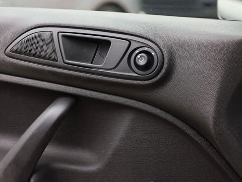 Used 2017 Ford Fiesta S image 40