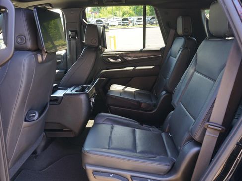Used 2021 GMC Yukon Denali w/ Denali Ultimate Package AWD/4WD image 16