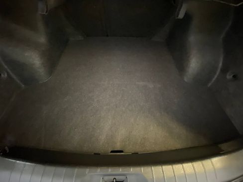 Used 2025 Nissan Altima 2.5 SV FWD image 28