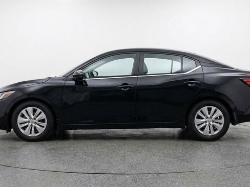 Used 2025 Nissan Sentra S FWD image 5
