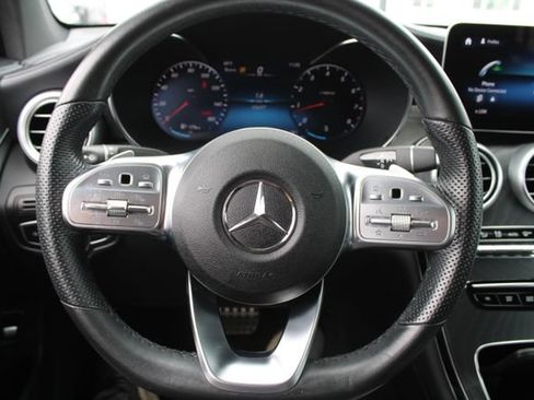 Used 2022 Mercedes-Benz GLC 300 4MATIC Coupe image 18