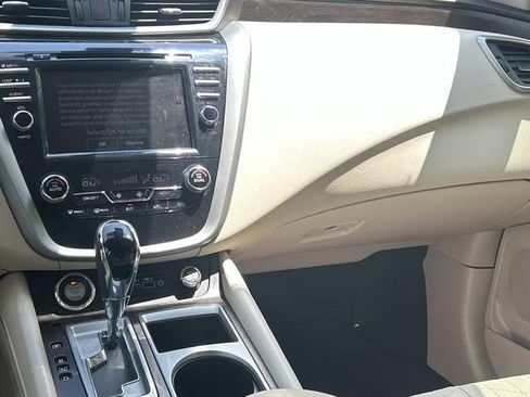 Used 2019 Nissan Murano Platinum w/ Cargo Package FWD image 26
