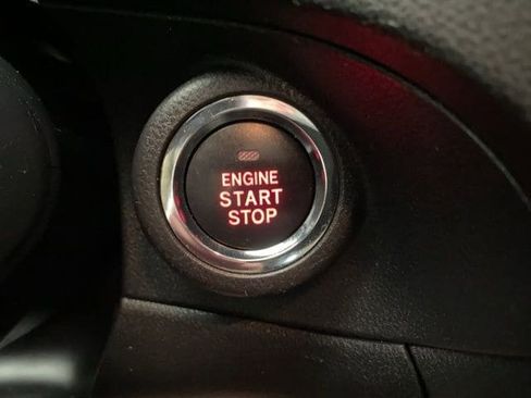 Used 2021 Subaru Ascent Limited image 17