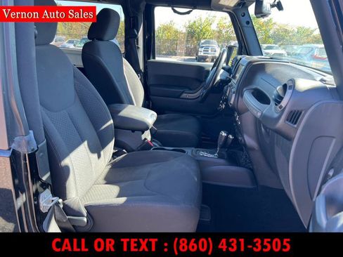 Used 2015 Jeep Wrangler Sport image 11