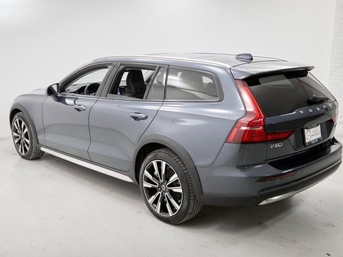 Certified 2024 Volvo V60 B5 Cross Country Ultimate image 7
