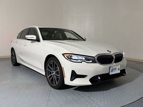 Used 2021 BMW 330e w/ Premium Package RWD image 7