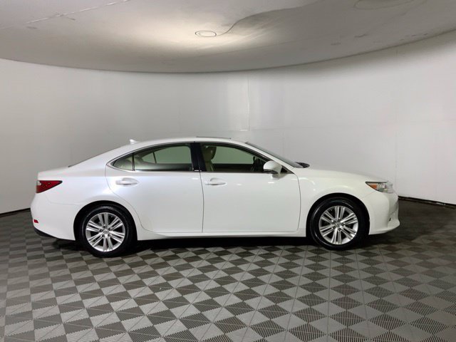 Used 2014 Lexus ES 350 w/ Premium Package FWD image 13