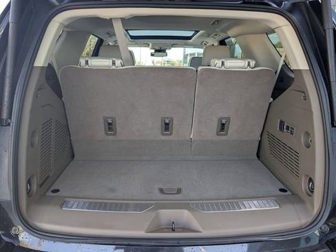 Used 2024 GMC Yukon Denali w/ LPO, Floor Liner Package AWD/4WD image 11