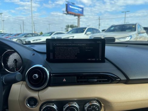 Used 2024 MAZDA MX-5 Miata RF Grand Touring w/ Weather Package image 17