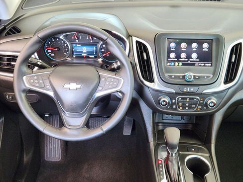 Used 2024 Chevrolet Equinox LT FWD image 29