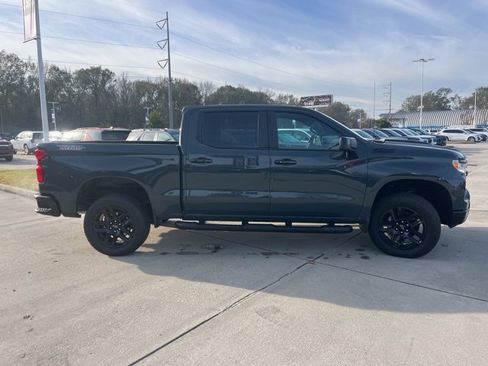 Used 2025 Chevrolet Silverado 1500 LT Trail Boss w/ Convenience Package II image 12