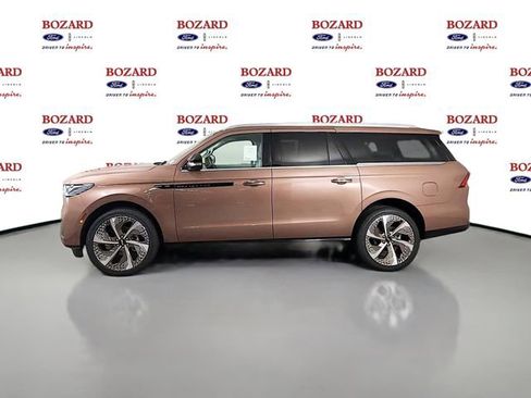 New 2026 Lincoln Navigator L Black Label AWD/4WD image 5