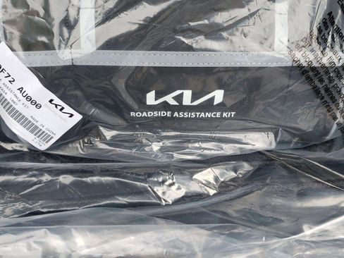 New 2026 Kia Seltos SX image 9