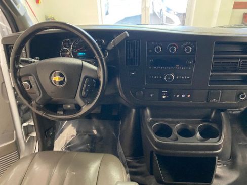 Used 2021 Chevrolet Express 2500 w/ Driver Convenience Package image 24