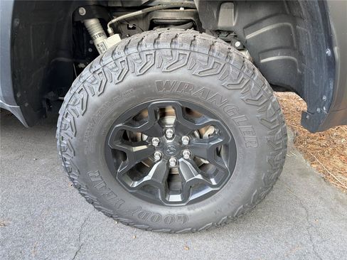 Used 2025 RAM 1500 RHO w/ RHO Level 1 Equipment Group AWD/4WD image 9