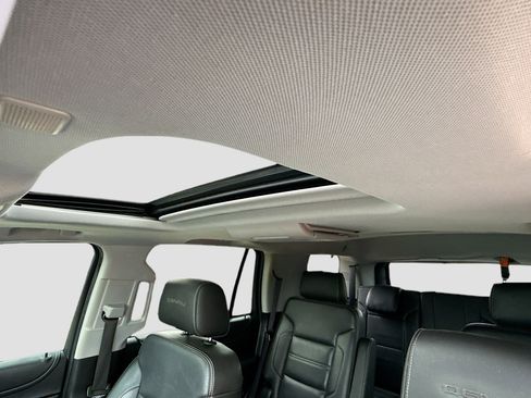 Used 2018 GMC Yukon Denali w/ Denali Ultimate Package image 29