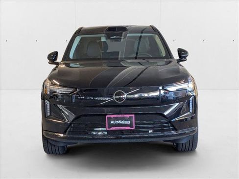 New 2025 Volvo EX90 Plus image 5