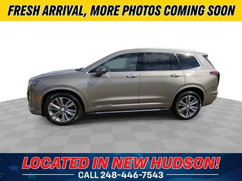 Used 2022 Cadillac XT6 Premium Luxury w/ Technology Package image 7