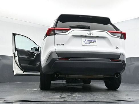 Used 2023 Toyota RAV4 LE image 33
