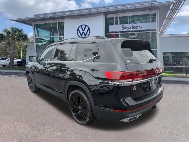 New 2026 Volkswagen Atlas SE FWD image 6