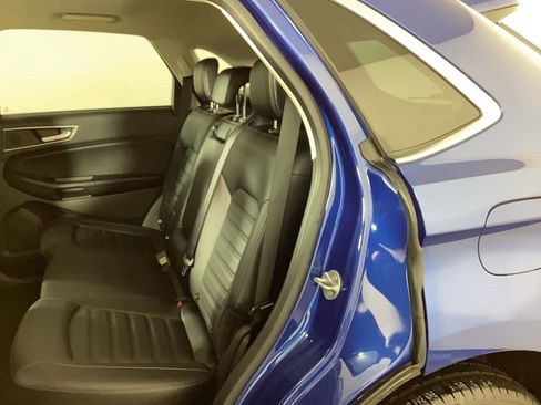 Used 2022 Ford Edge SEL w/ Convenience Package image 13