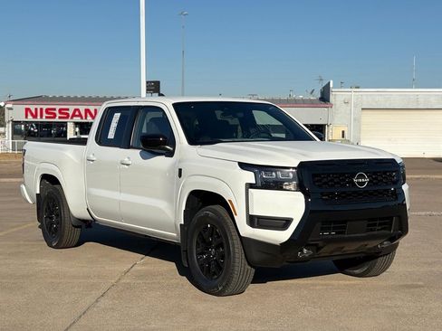 New 2026 Nissan Frontier SV w/ Tow Package image 6