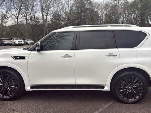 Used 2023 INFINITI QX80 Sensory w/ All-Season Package image 37