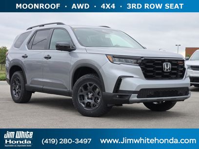 New 2025 Honda Pilot TrailSport