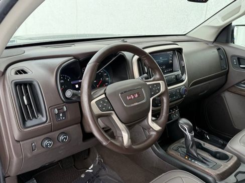 Used 2022 GMC Canyon Denali image 11