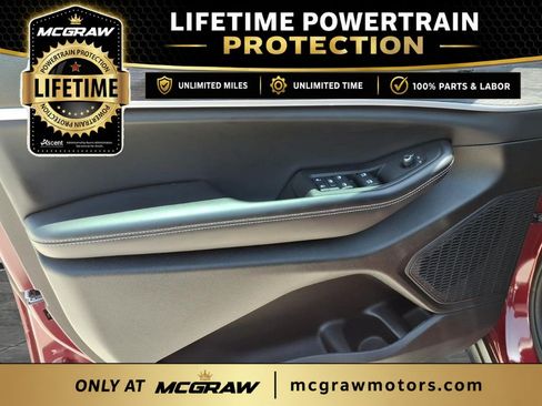 Used 2025 Jeep Grand Cherokee Limited RWD image 10