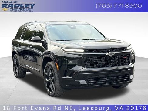 Certified 2024 Chevrolet Traverse RS w/ LPO, Floor Liner Package image 8