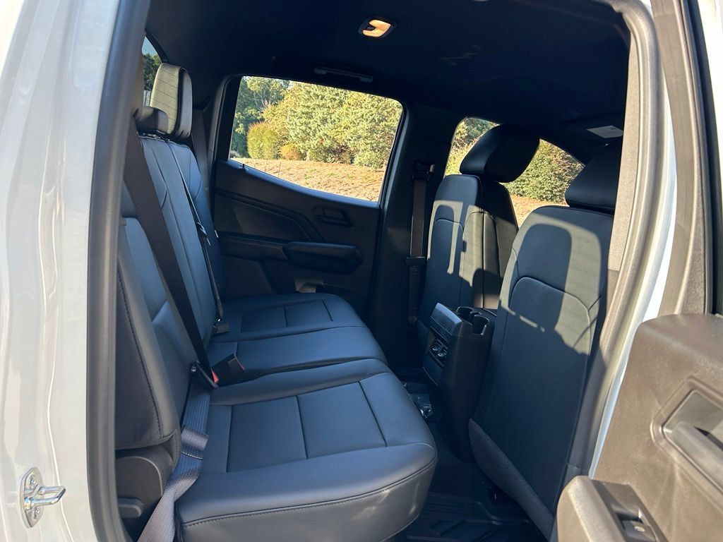 New 2026 Chevrolet Colorado Trail Boss AWD/4WD image 45