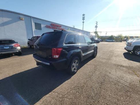 Used 2007 Jeep Grand Cherokee Limited w/ Trailer Tow Group IV AWD/4WD image 15