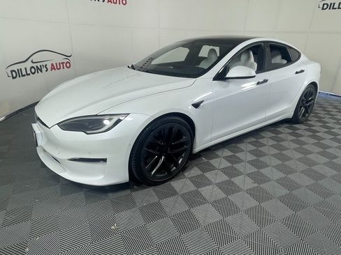 Used 2023 Tesla Model S Standard Range image 5