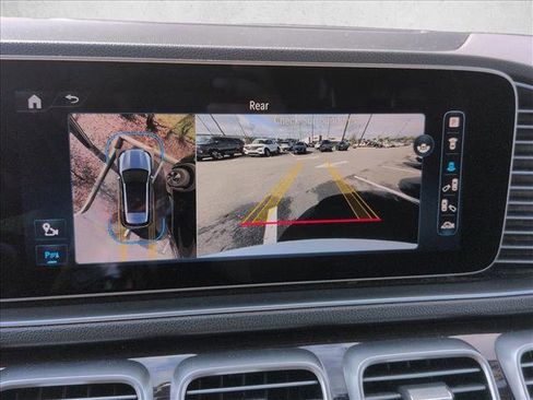 Used 2024 Mercedes-Benz GLE 350 4MATIC w/ 3rd Row Seat Package image 14