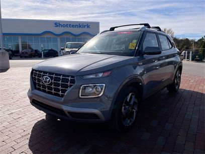 Used 2023 Hyundai Venue SEL