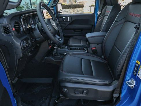 New 2026 Jeep Wrangler Unlimited Rubicon w/ Steel Bumper Group image 10