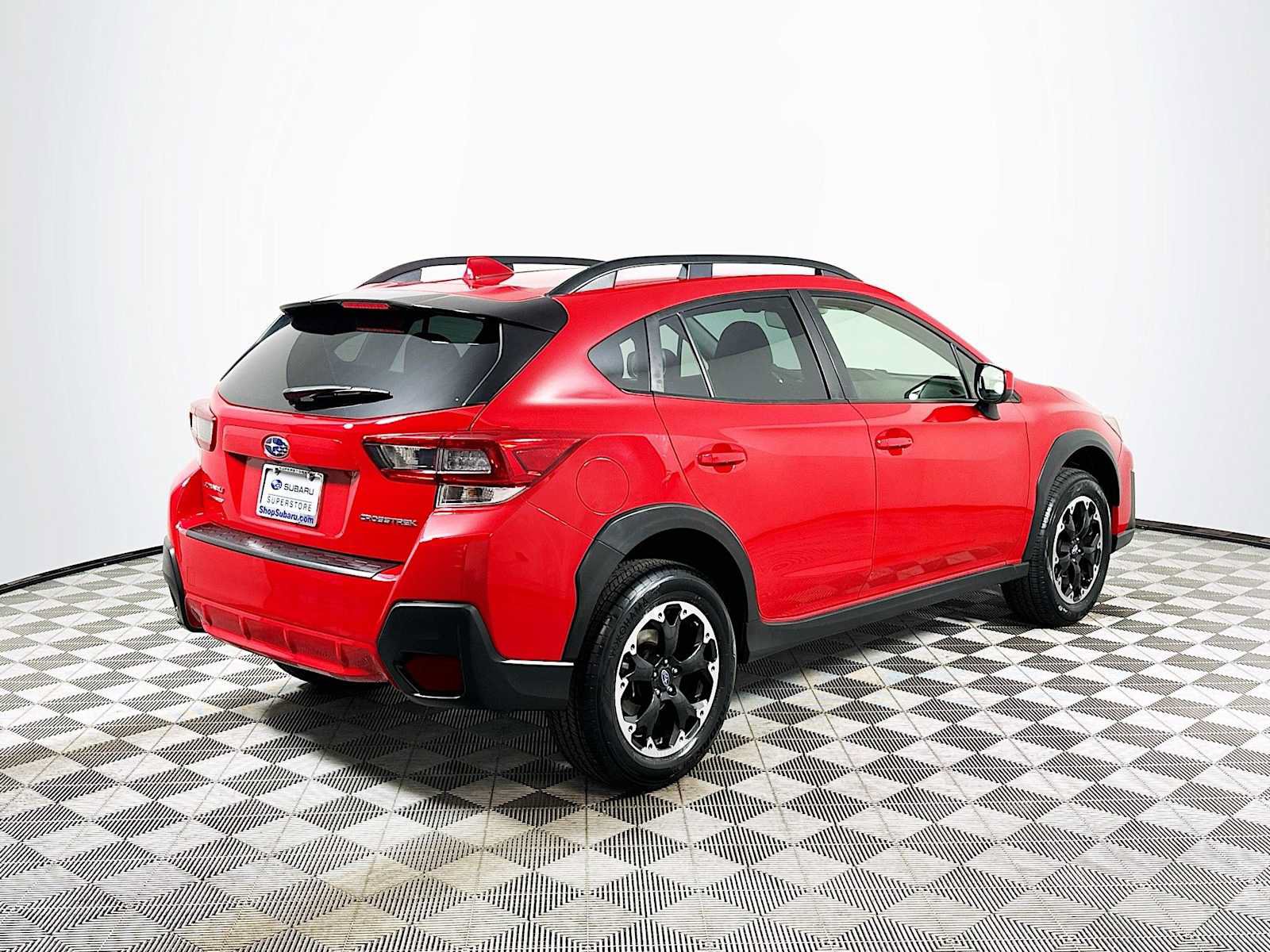 Used 2021 Subaru Crosstrek 2.0i Premium w/ Moonroof Package AWD/4WD image 7