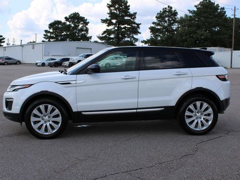 Used 2018 Land Rover Range Rover Evoque HSE AWD/4WD image 3