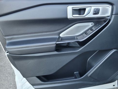 Used 2023 Ford Explorer ST w/ Equipment Group 401A image 16