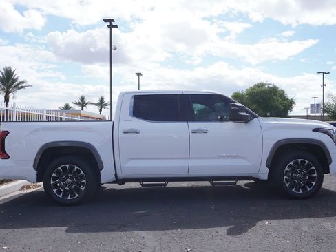 Used 2024 Toyota Tundra Limited AWD/4WD image 4
