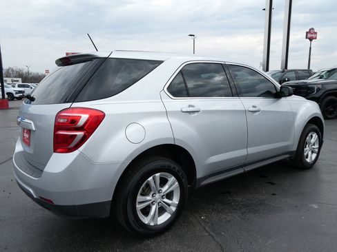 Used 2017 Chevrolet Equinox LS image 5