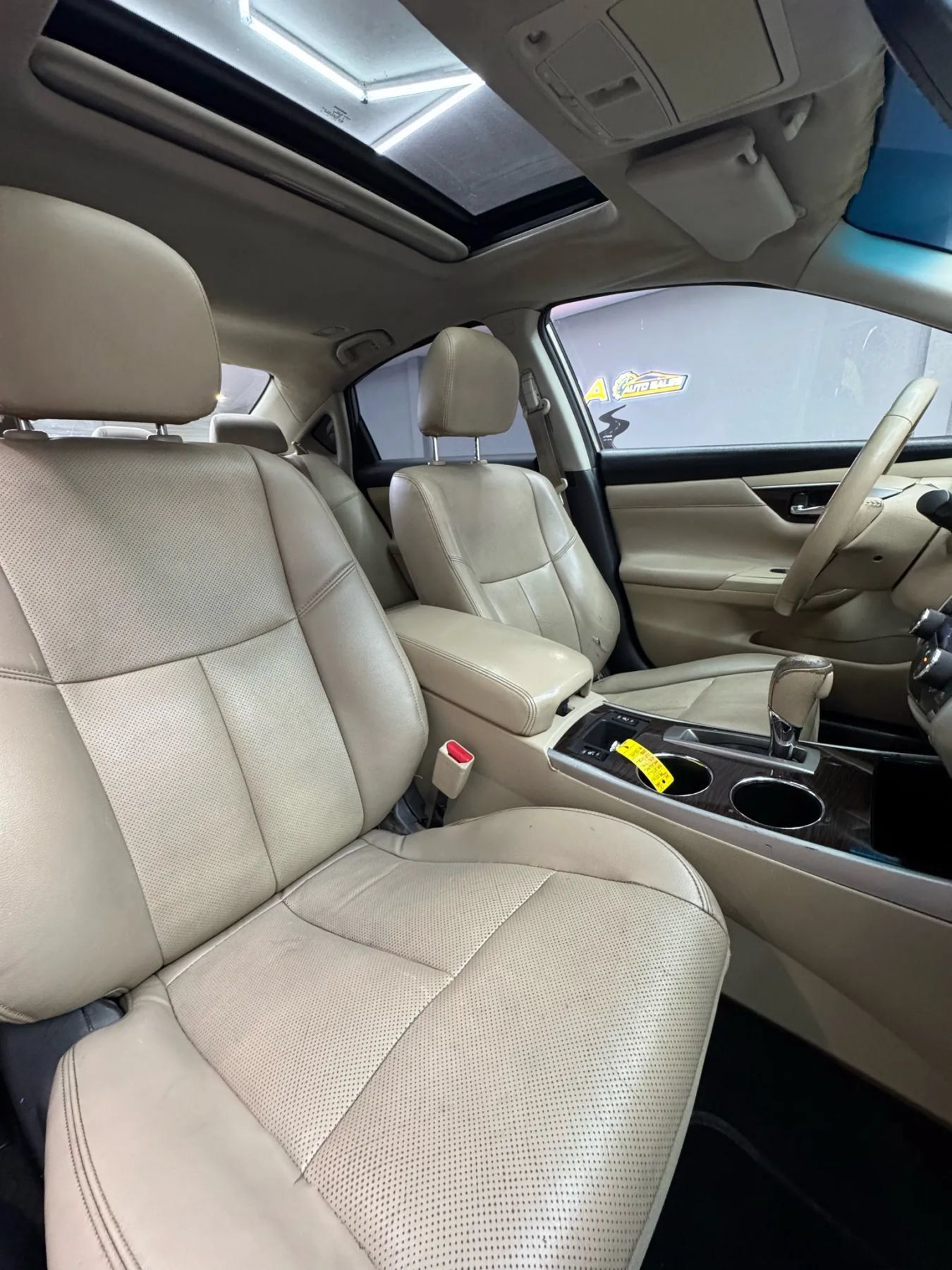 Used 2015 Nissan Altima 2.5 SL w/ Technology Package FWD image 25