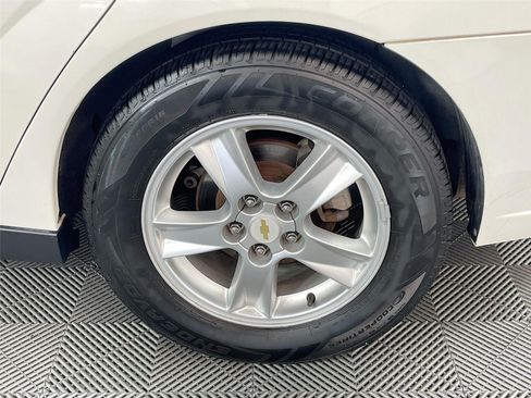 Used 2005 Chevrolet Malibu LS w/ Preferred Equipment Group FWD image 31