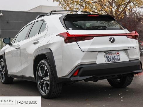 Used 2025 Lexus UX 300h FWD image 4